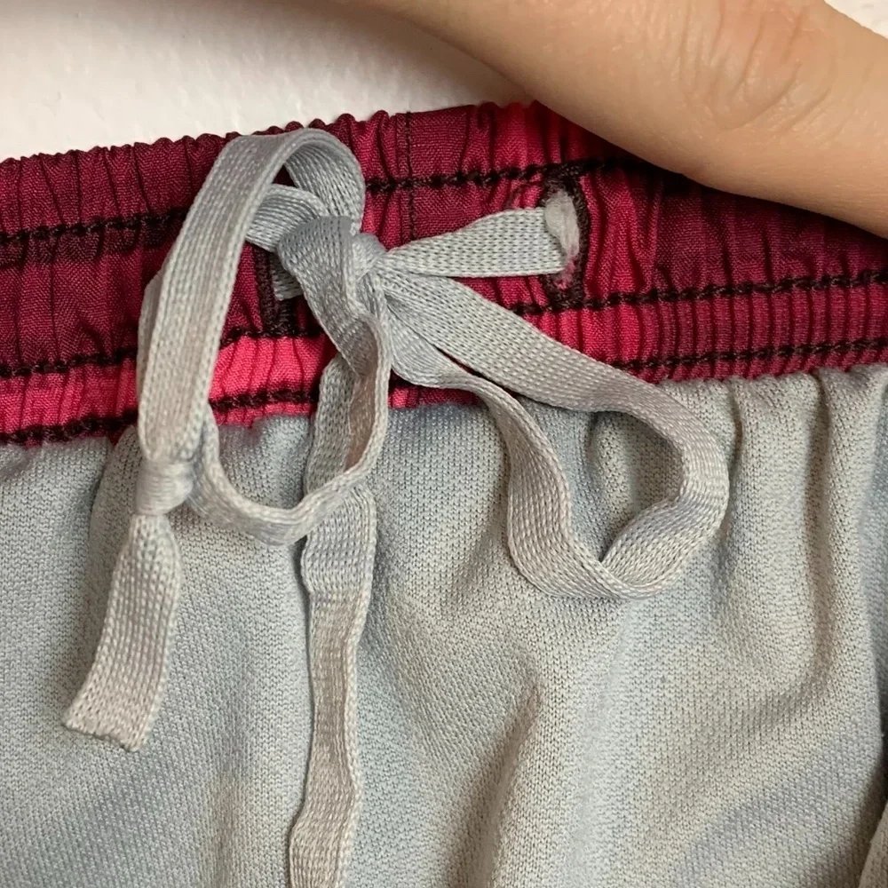 Nike red pink